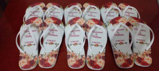 chinelos personalizados de casamento floral